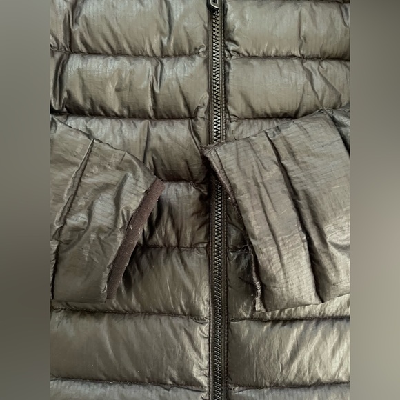 Patagonia Down Jacket Size Small - Picture 7 of 7